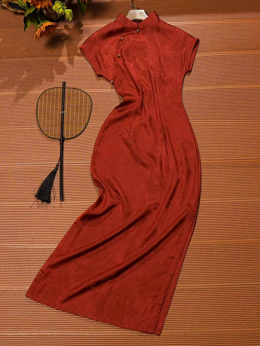 Lu Ai Jacquard Floral Cheongsam