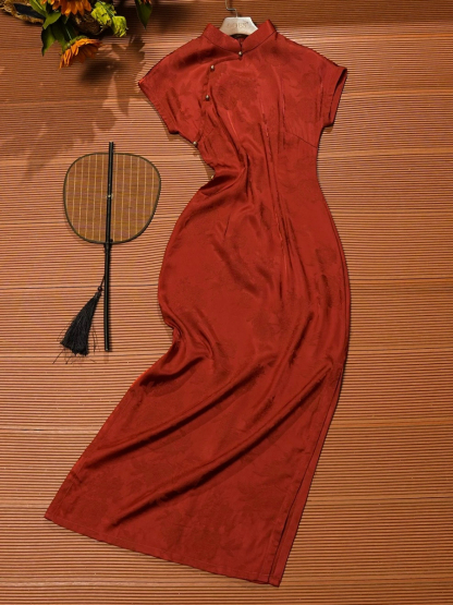 Lu Ai Jacquard Floral Cheongsam