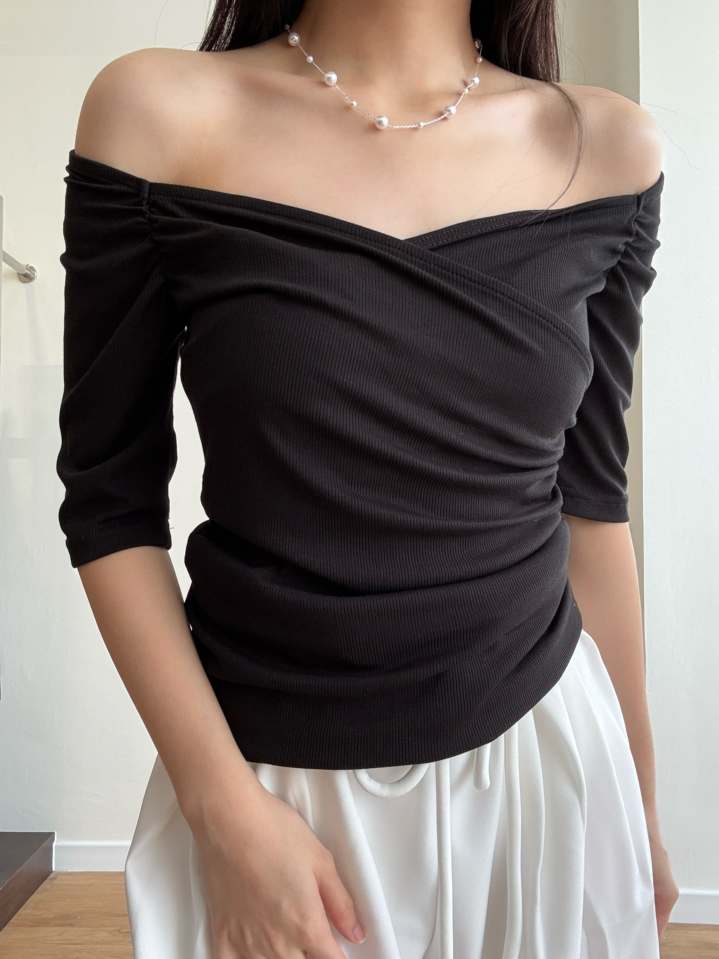Georgia Off Shoulder Sweetheart Neckline Knit Top