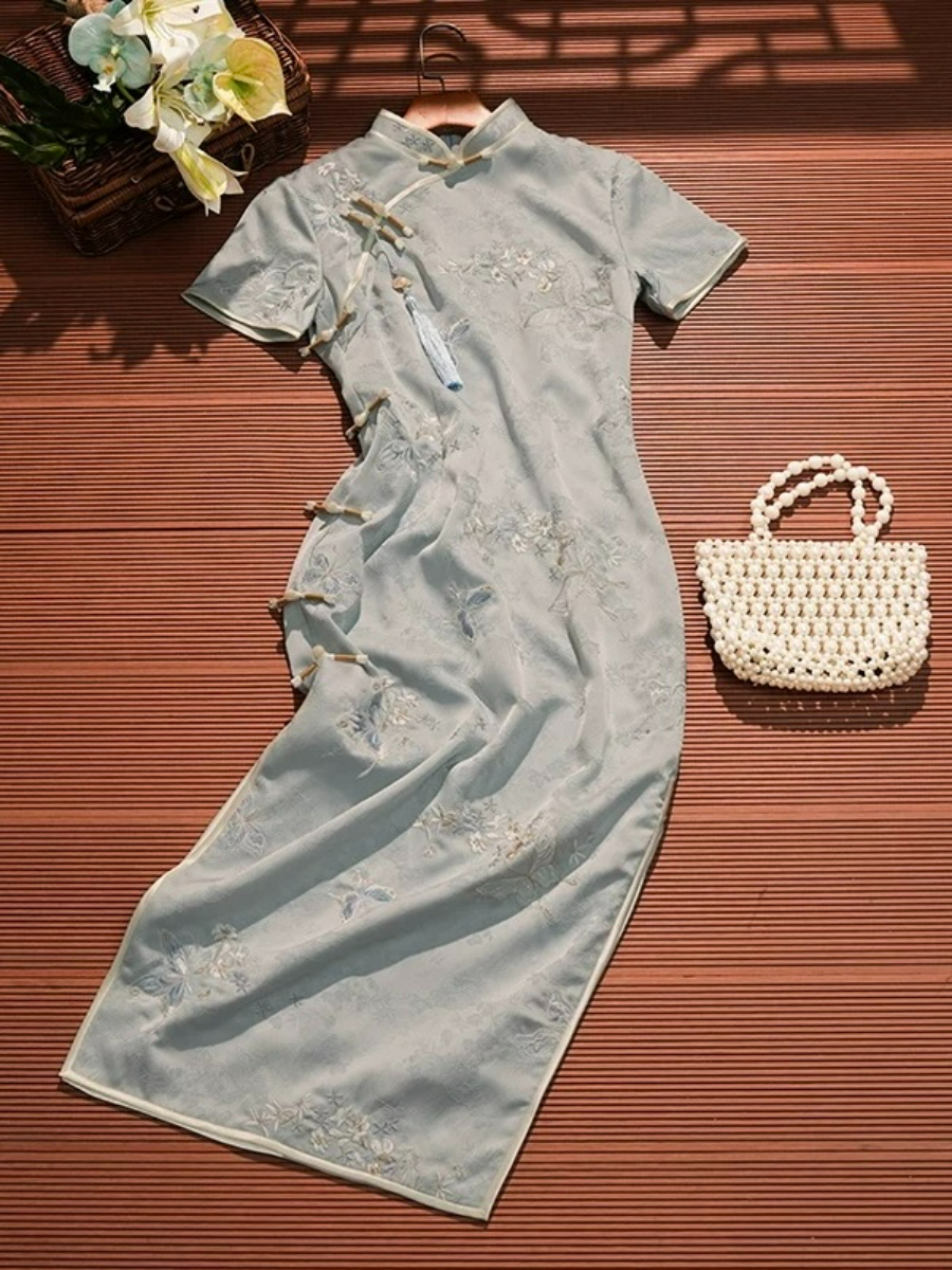 Lu Lan Floral Cheongsam