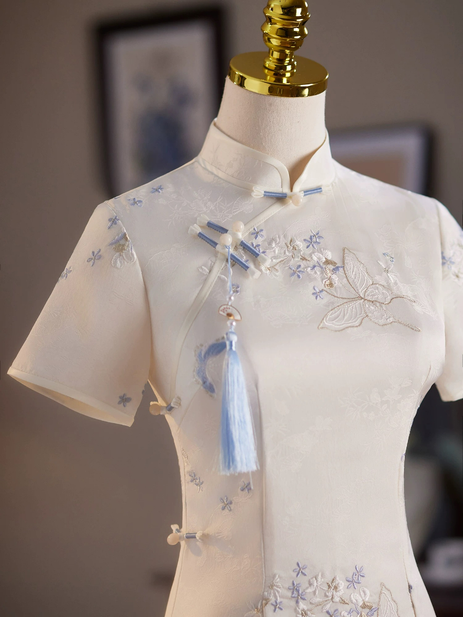 Lu Lan Floral Cheongsam