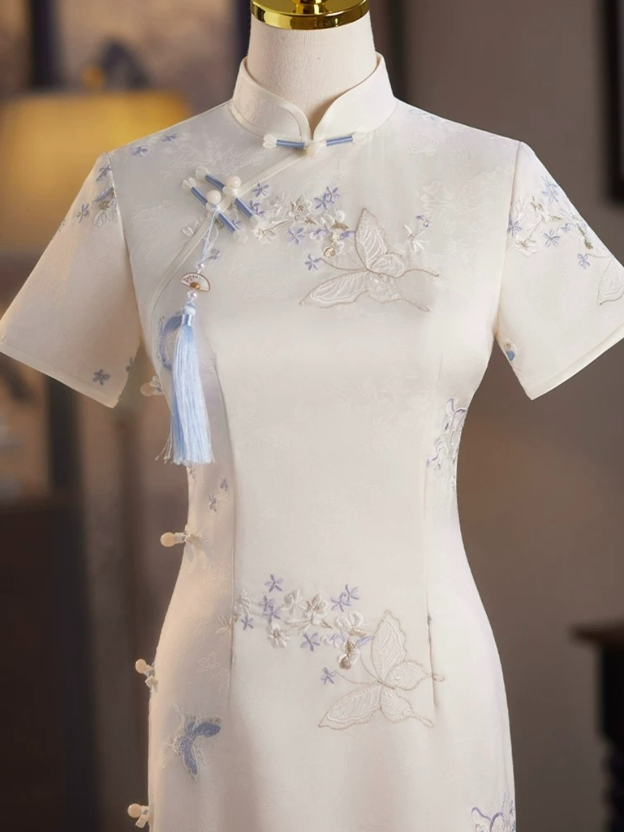 Lu Lan Floral Cheongsam