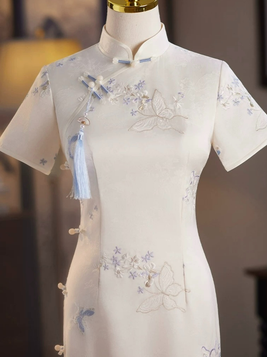 Lu Lan Floral Cheongsam