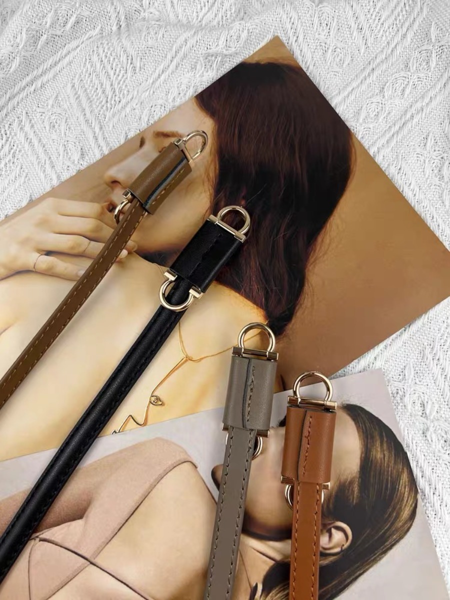 Robbie Belt-The Black Bow-