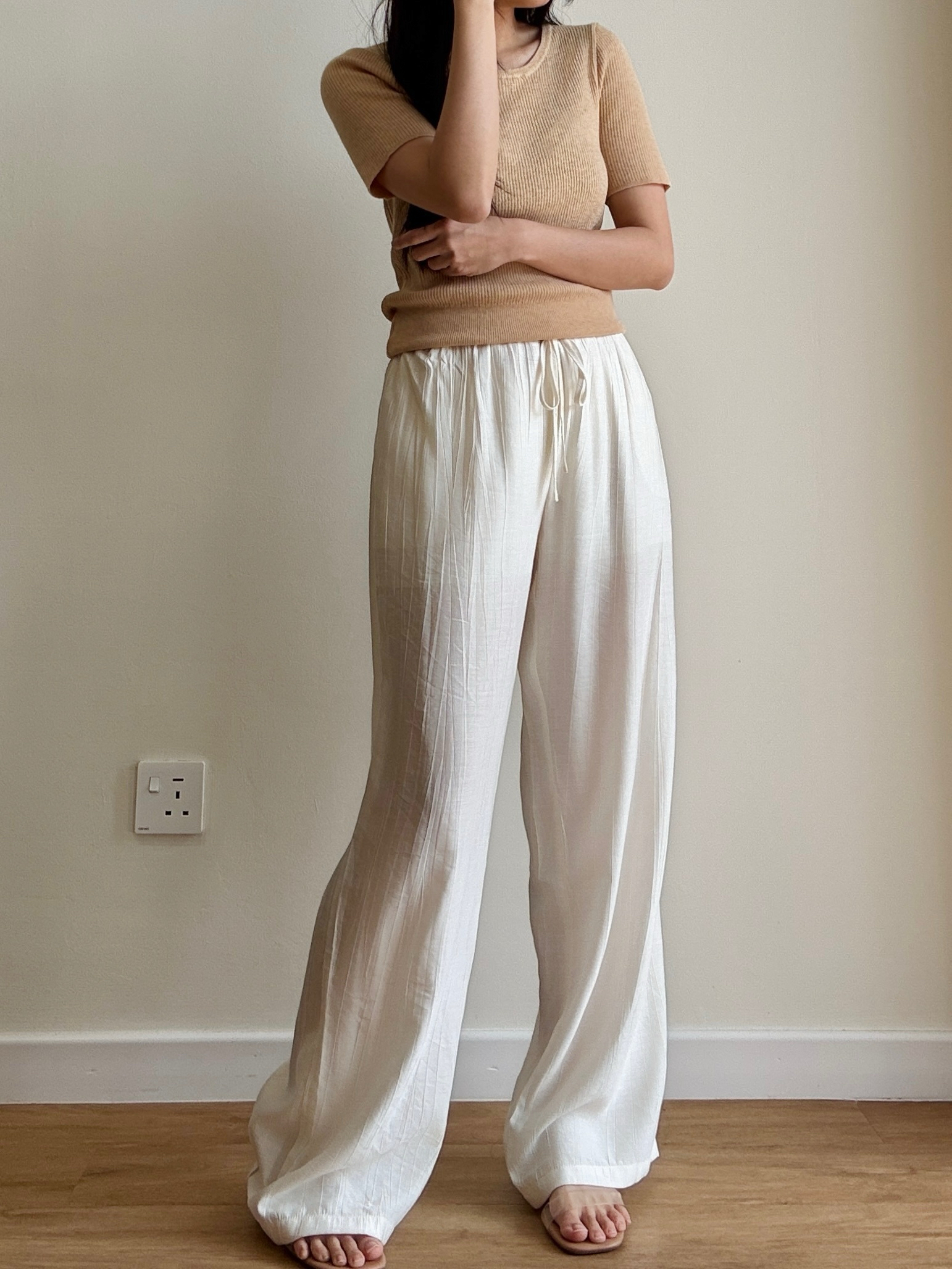 Vane Round Neck Knit Top