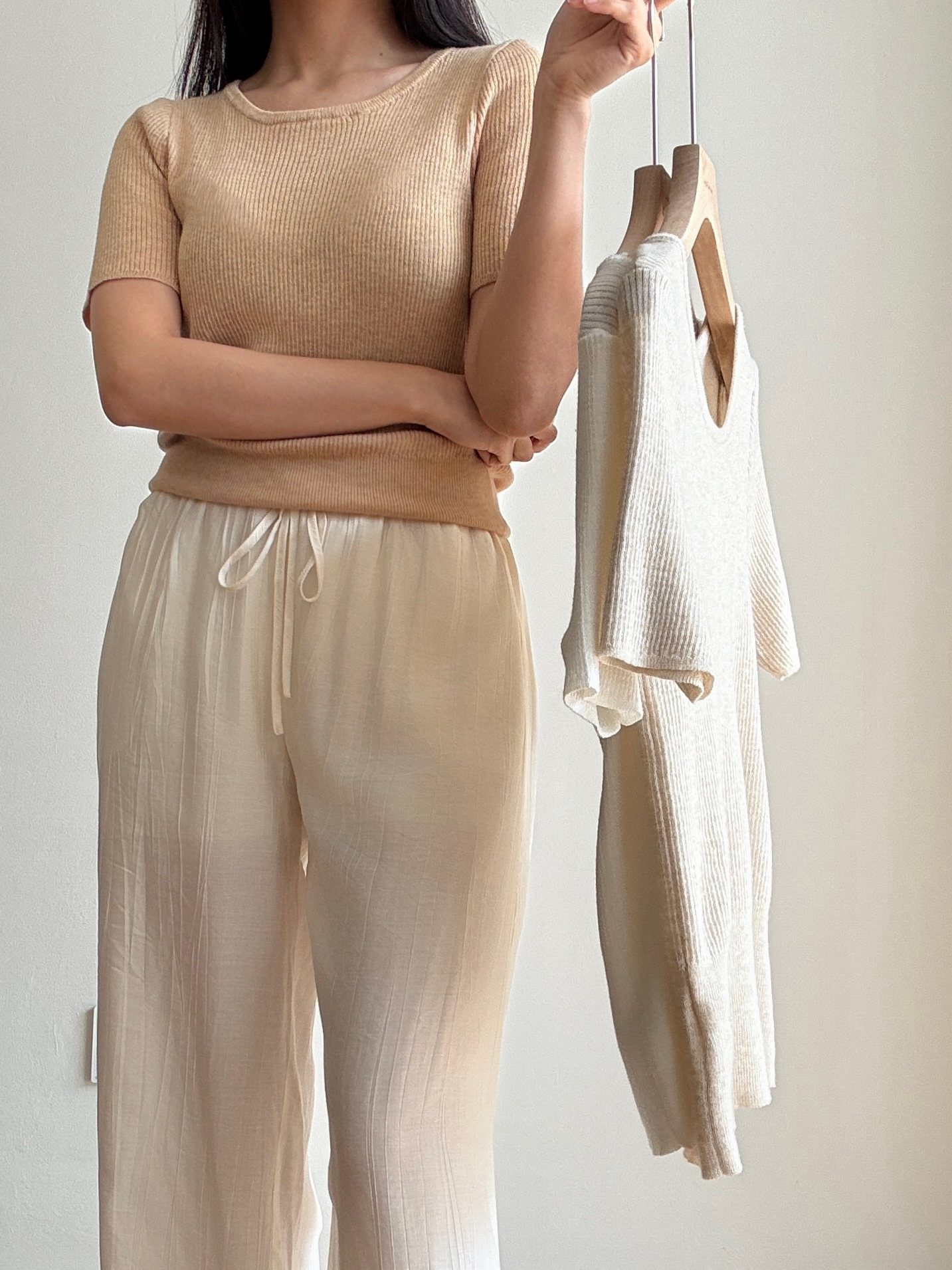 Vane Round Neck Knit Top