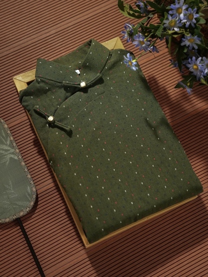 Lu Cang Cap SleevesPolka Dots Cheongsam