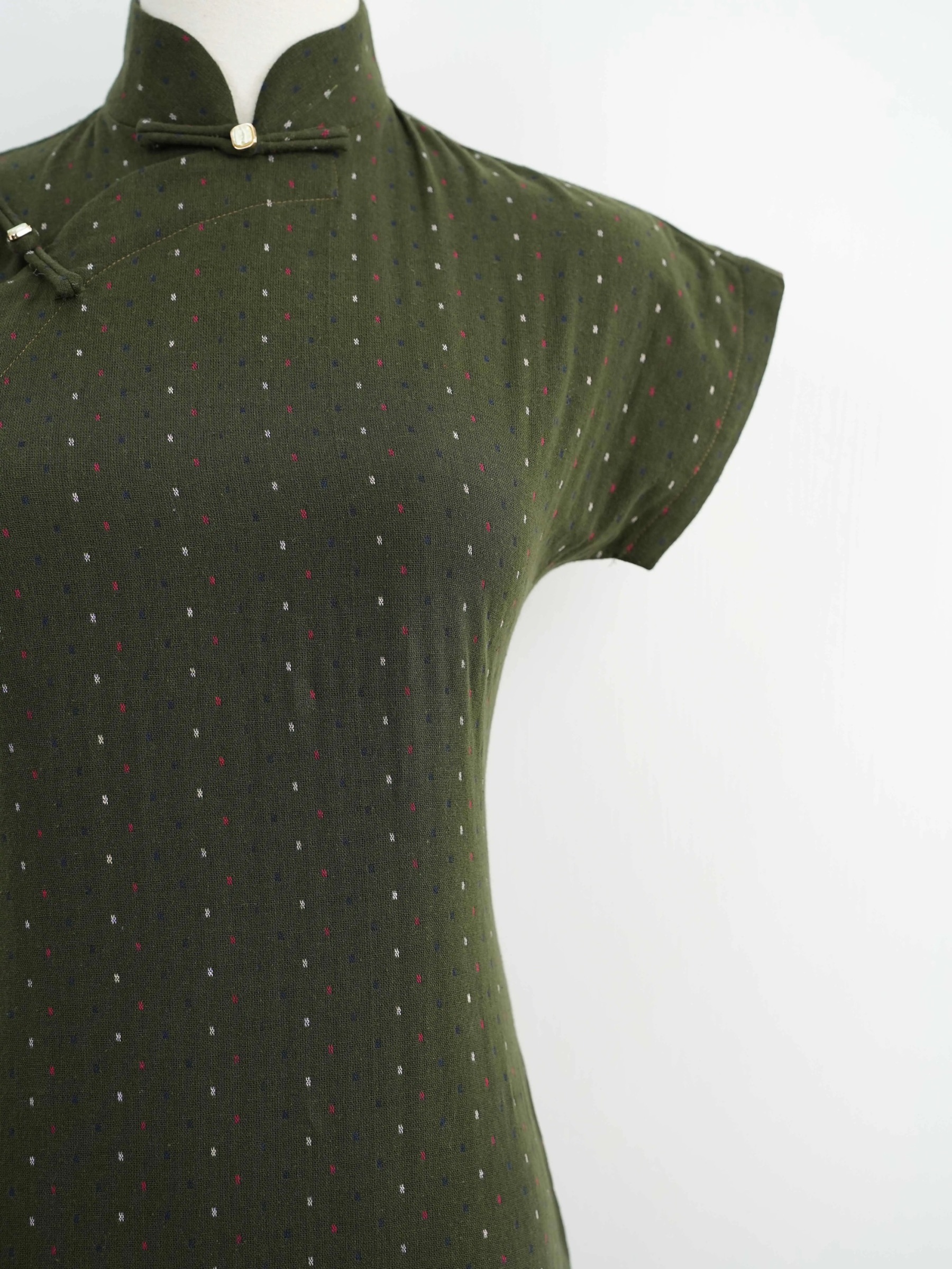 Lu Cang Cap SleevesPolka Dots Cheongsam