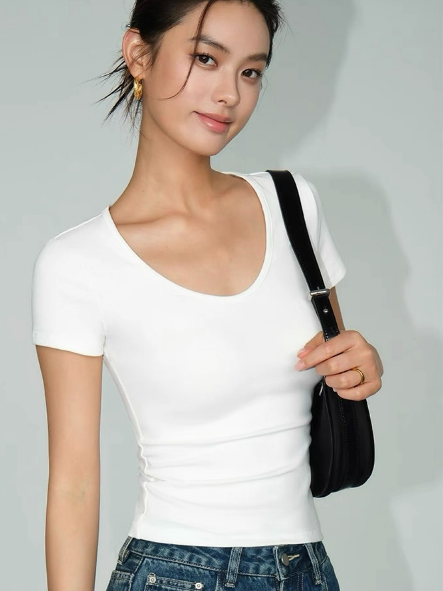 Wandy Scoop Neck Top