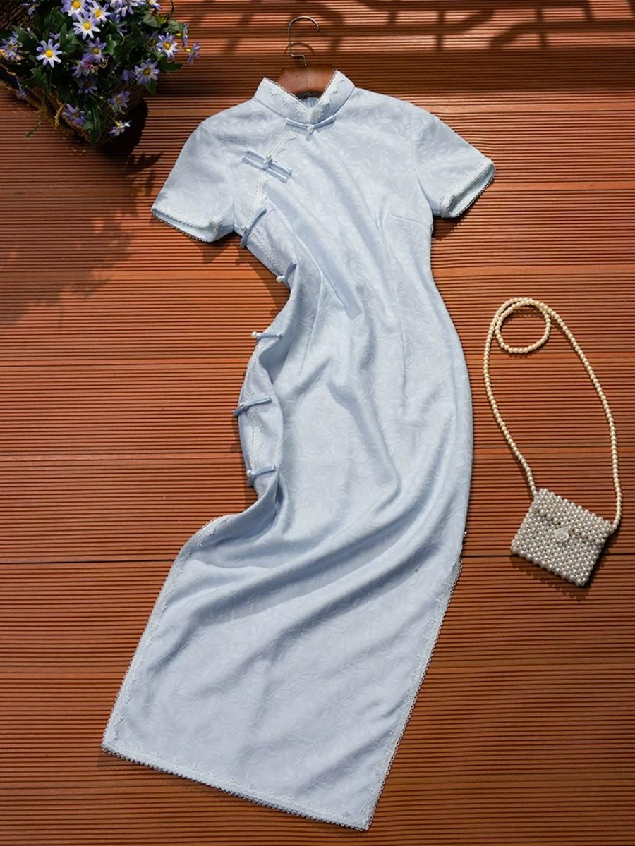 Lu Bing Straight Cut Cheongsam