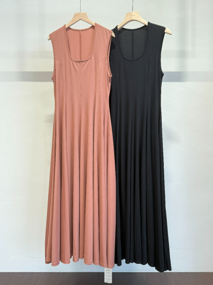 Round Neck Dress (DR105)