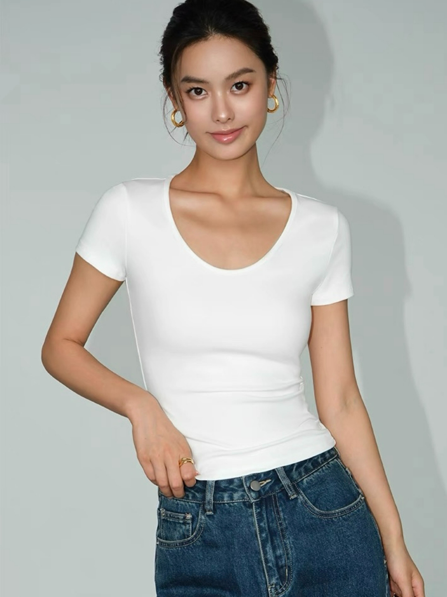 Wandy Scoop Neck Top