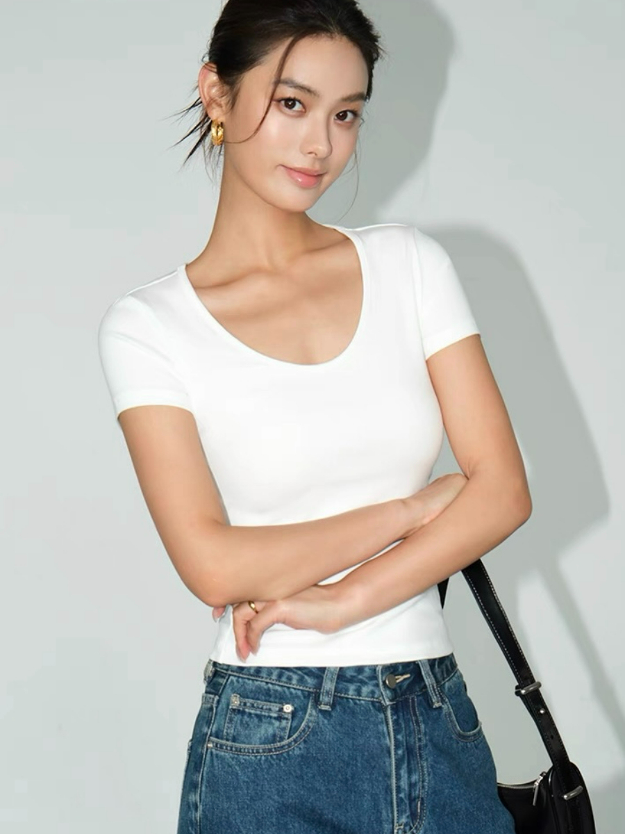 Wandy Scoop Neck Top