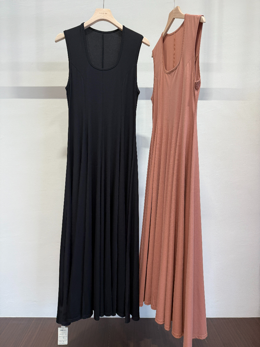 Round Neck Dress (DR105)