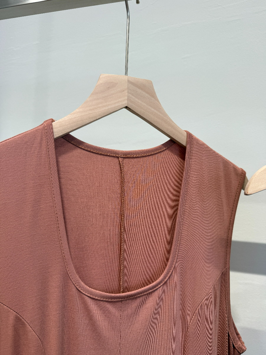 Round Neck Dress (DR105)