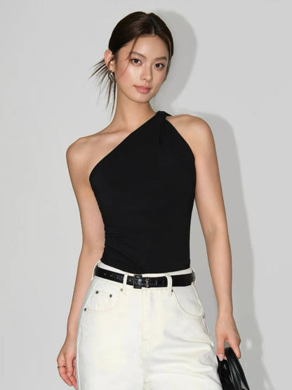 Wyster One Shoulder Knit Top