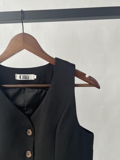 Trisha Sleeveless Waistcoat -The Black Bow-