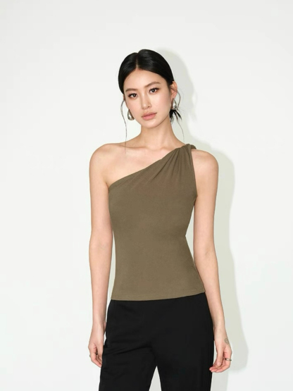Wyster One Shoulder Knit Top