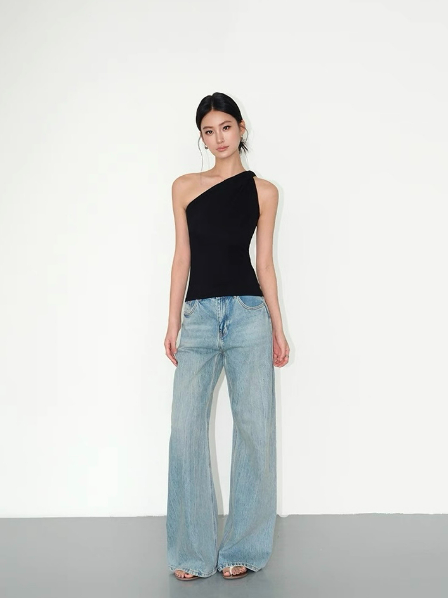 Wyster One Shoulder Knit Top