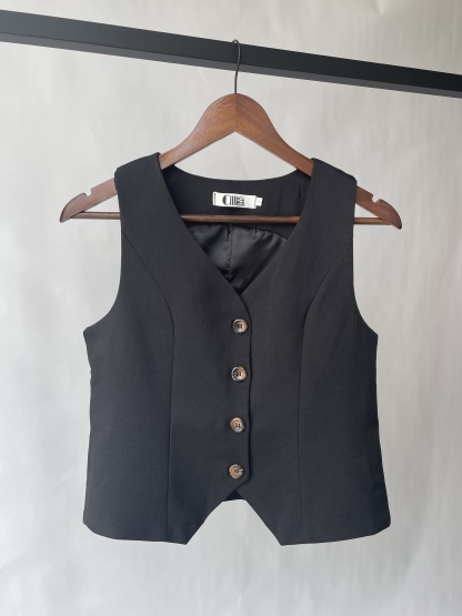 Trisha Sleeveless Waistcoat -The Black Bow-