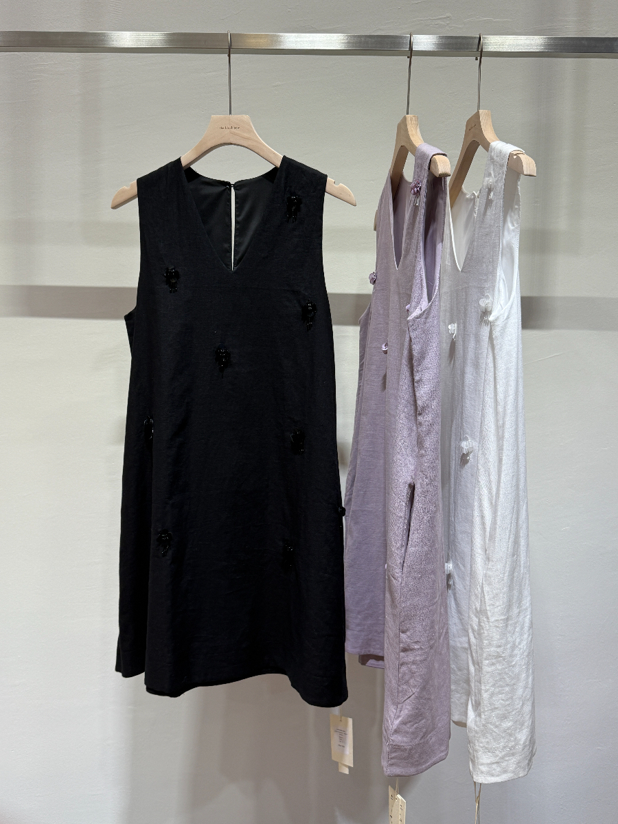 Charm Sequin Floral V-Neck Shift Dress (DR110)