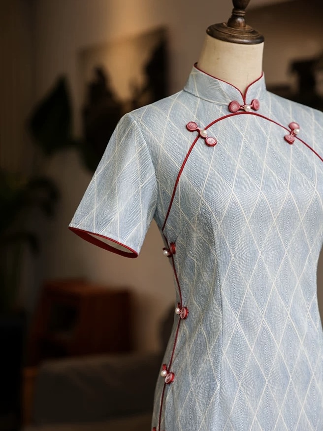 Lu Bai Geometric Printing Cheongsam