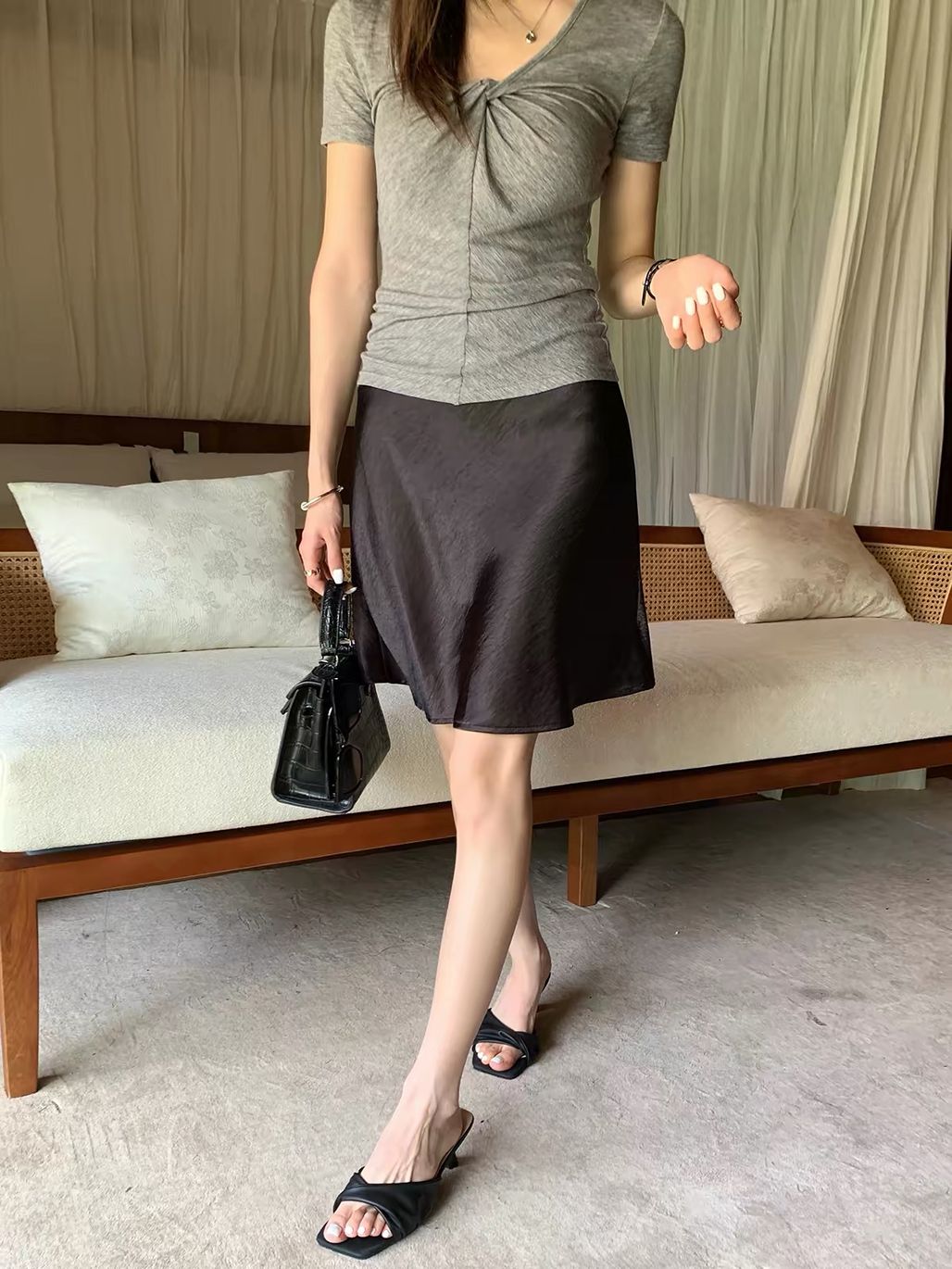Derry Textured Satin Skirt