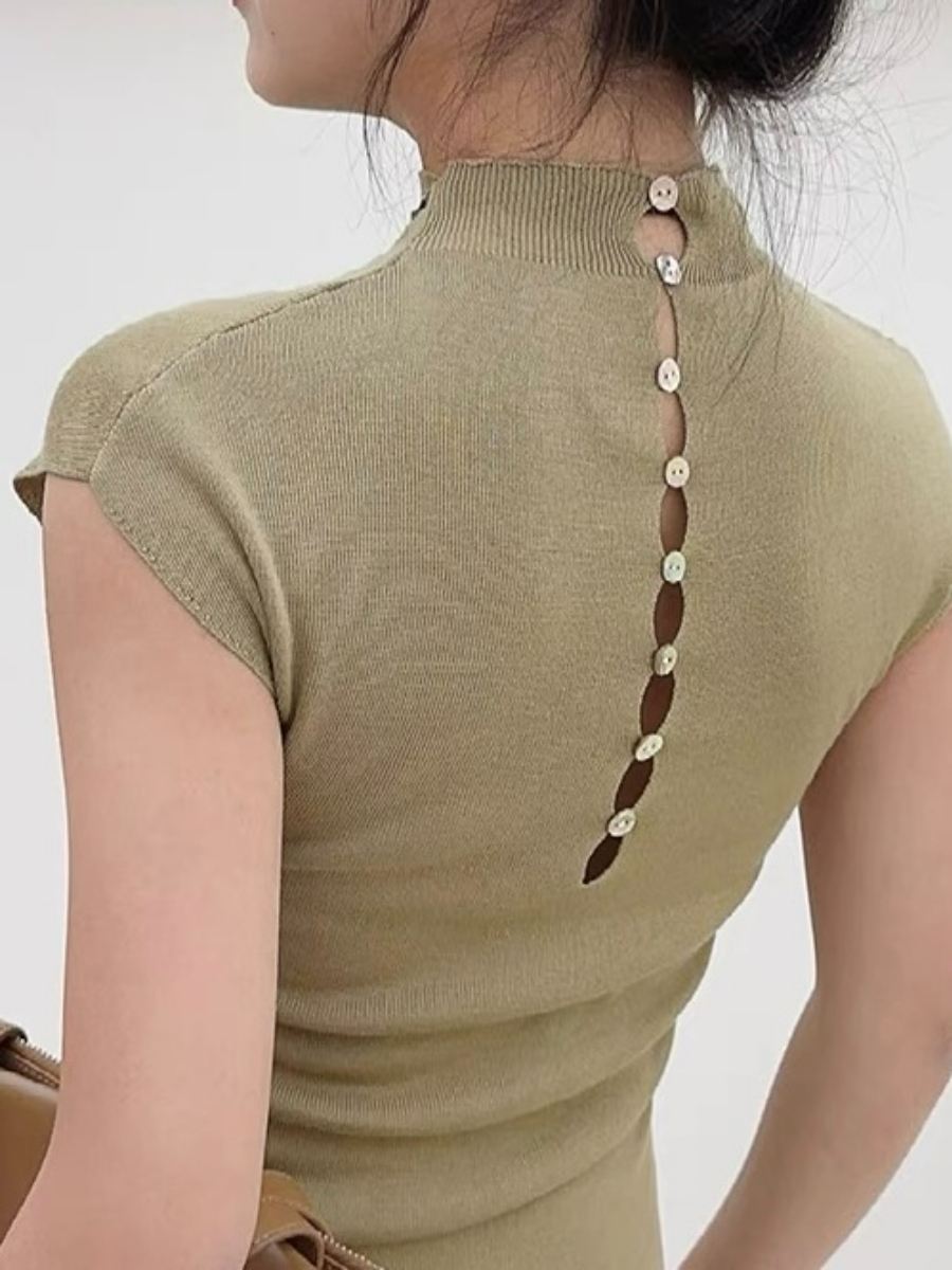 Ellie High Neck Side Ruched Back Button Knit Top-The Black Bow-