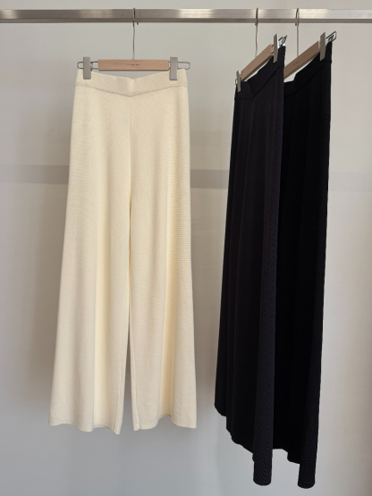 Knit Pants (PT101)