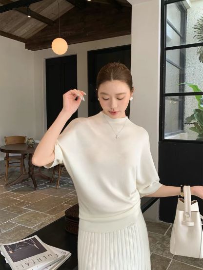 Dove Batwing-Sleeve Fine-Knit Top
