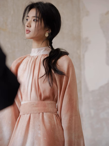 Yunn Bishop Sleeve Tea Dress (Discounted-M size)-The Black Bow-