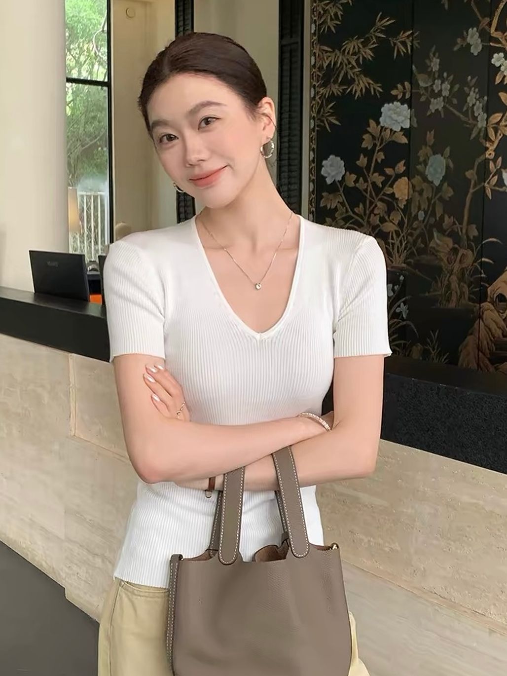 Daelyn V-Neck Lyocell Top
