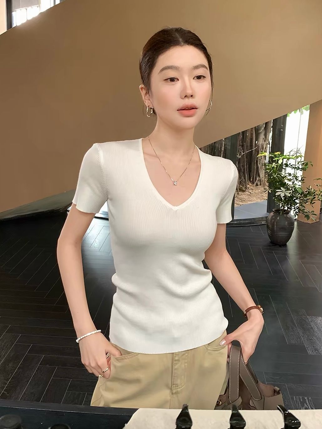 Daelyn V-Neck Lyocell Top