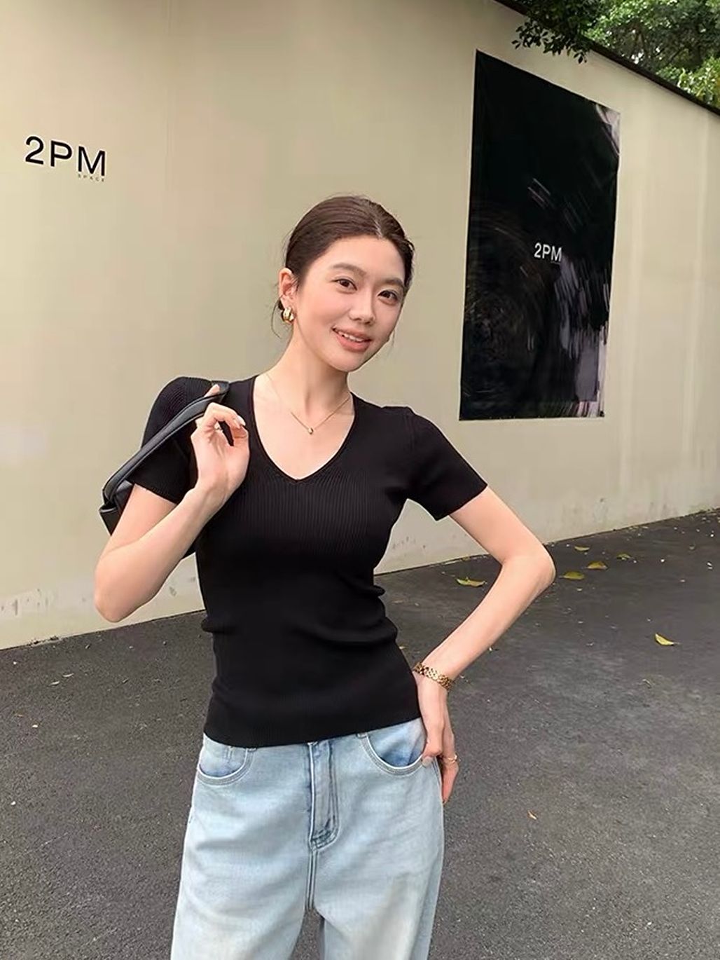 Daelyn V-Neck Lyocell Top