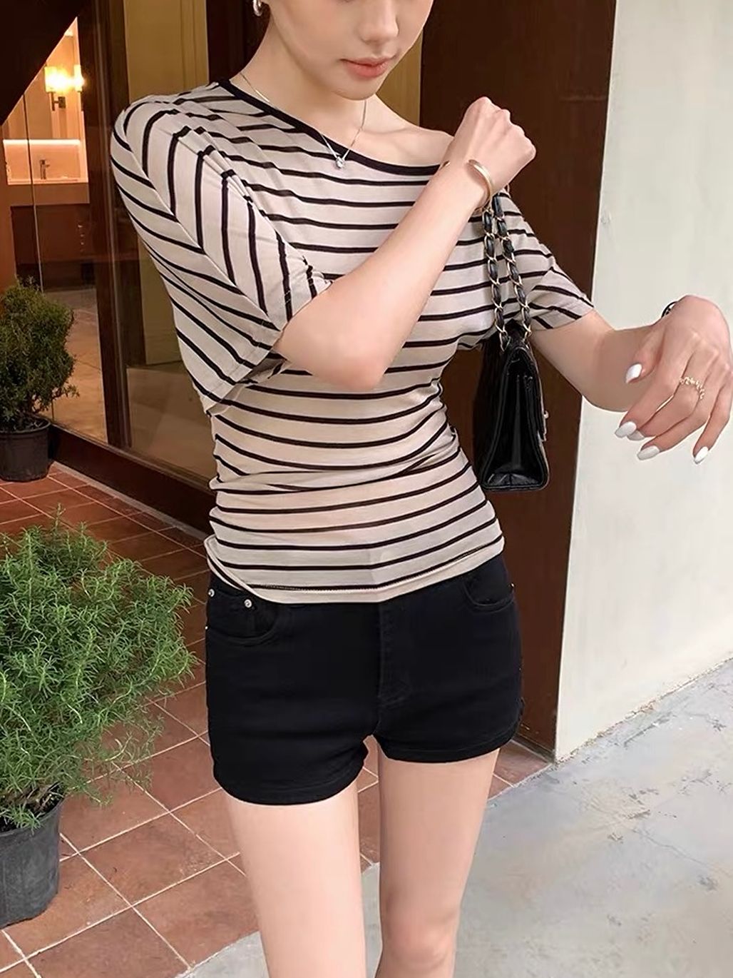 Diva Mini Pants