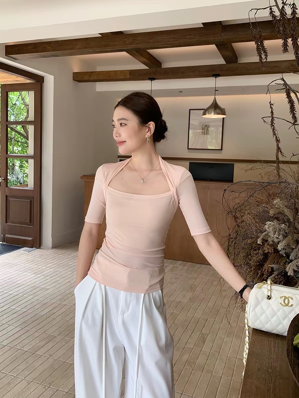 Donna Queen Anne Top