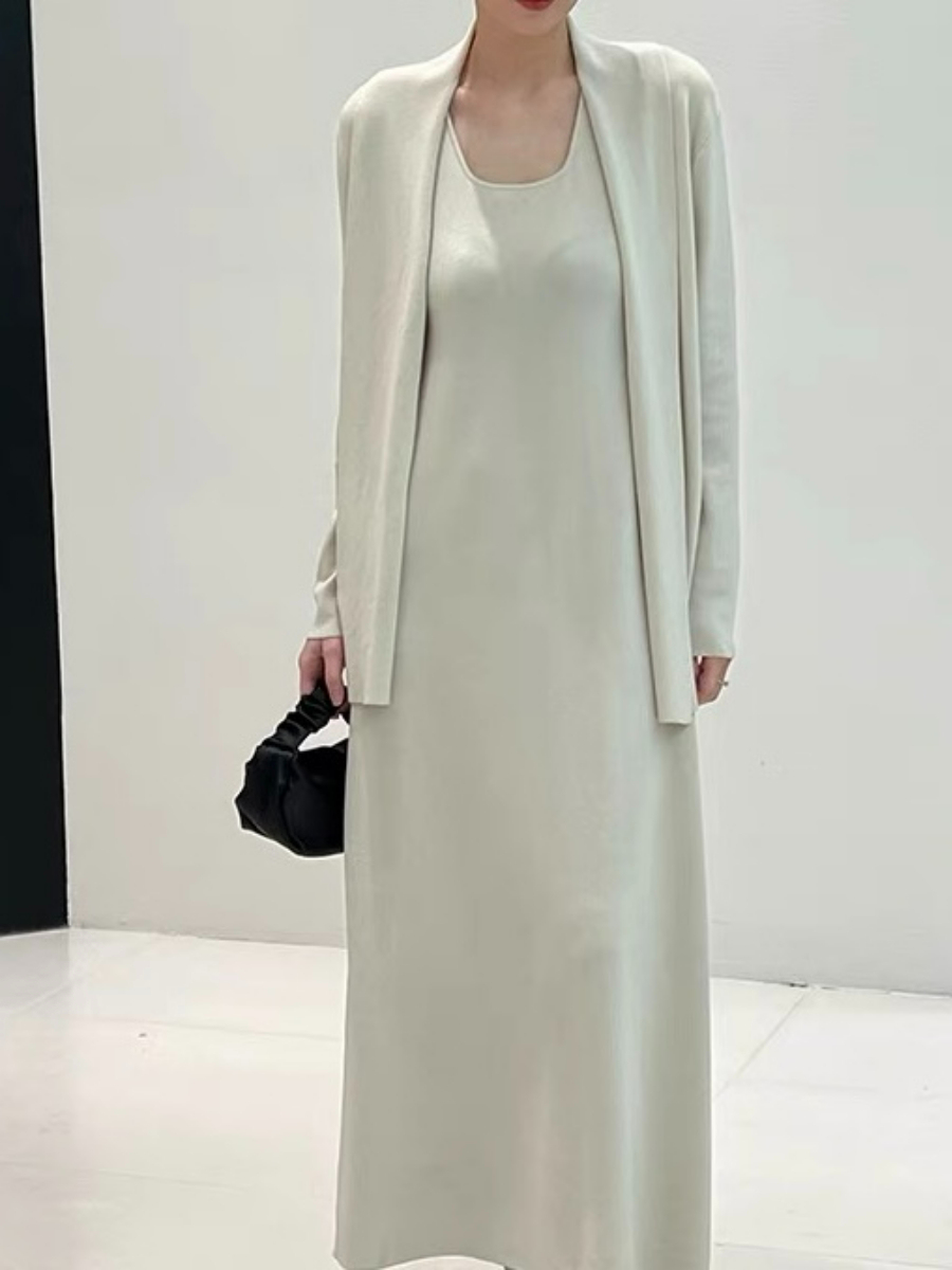 Erica Round Neck Maxi Dress-The Black Bow-