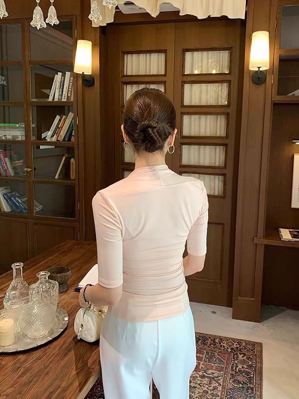 Donna Queen Anne Top