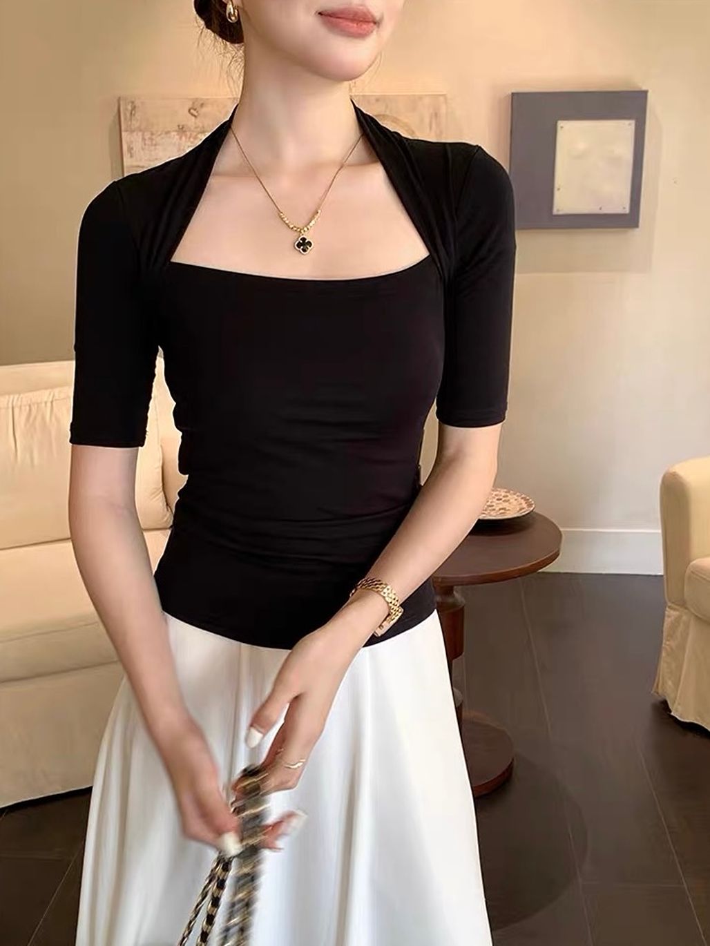Donna Queen Anne Top