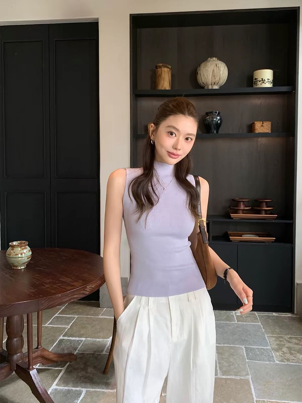 Dicinity High Neck Sleeveless Top