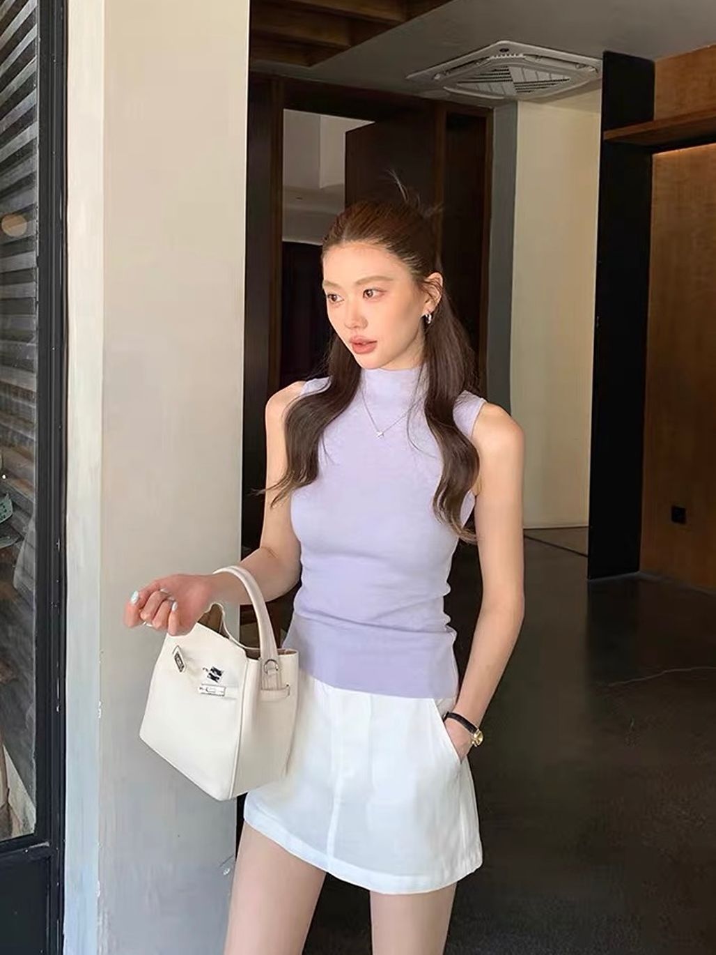 Dicinity High Neck Sleeveless Top