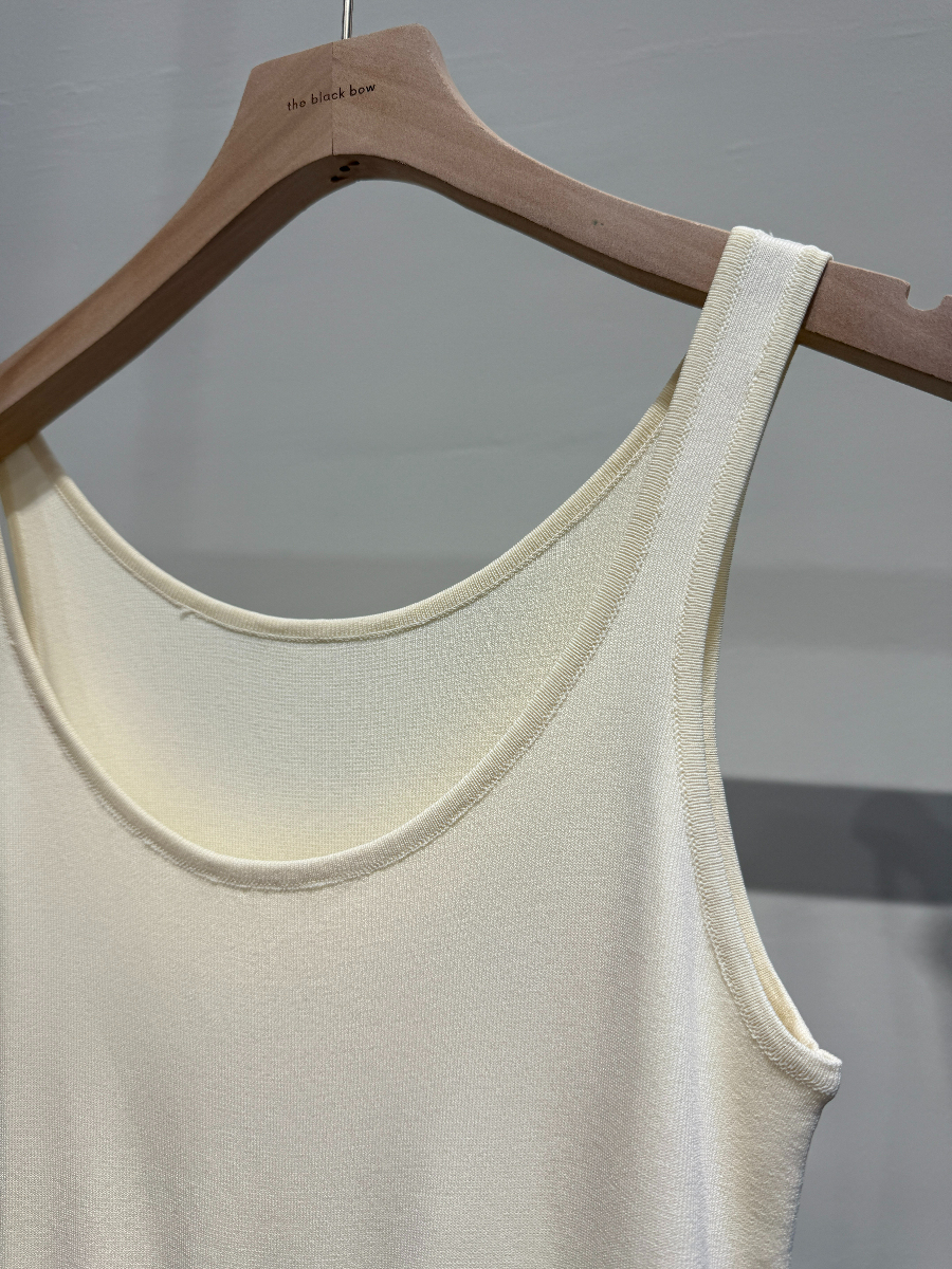 U-Neck Singlet with Waist Button (TP106)
