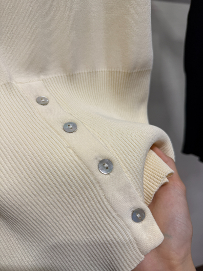 U-Neck Singlet with Waist Button (TP106)