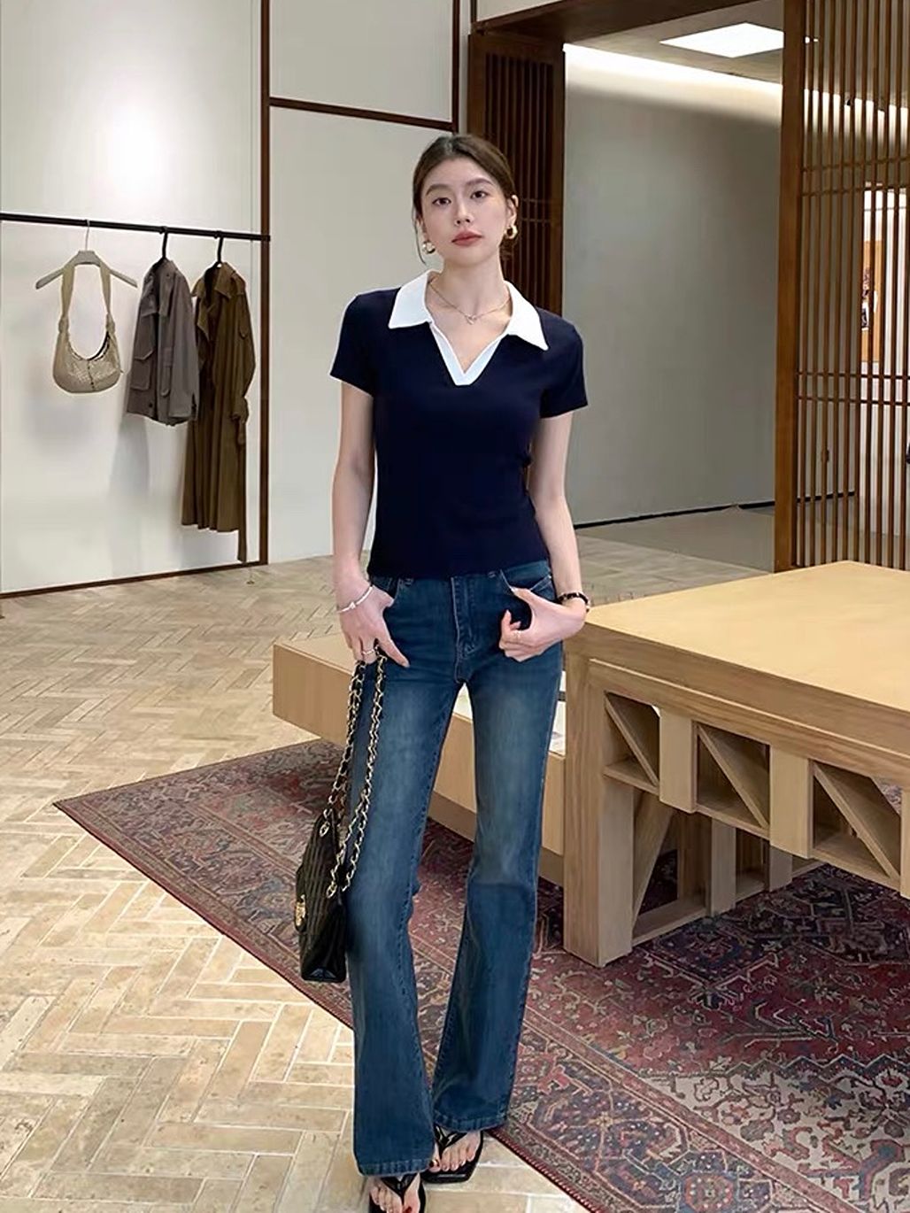 Dulcea Contrast-Collar Fitted Polo Top