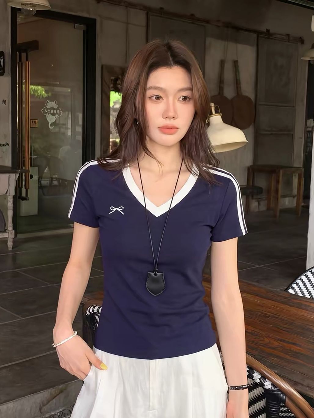 Daga Contrast-Trim Sporty V-Neck Tee