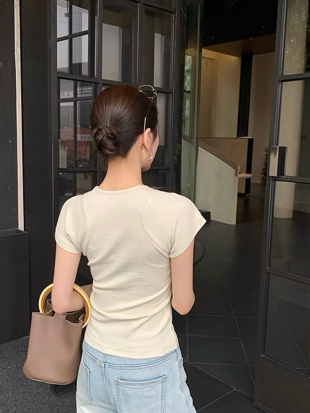 Danao Cape Sleeve Top