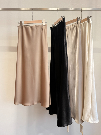 Satin Skirt (SK101)