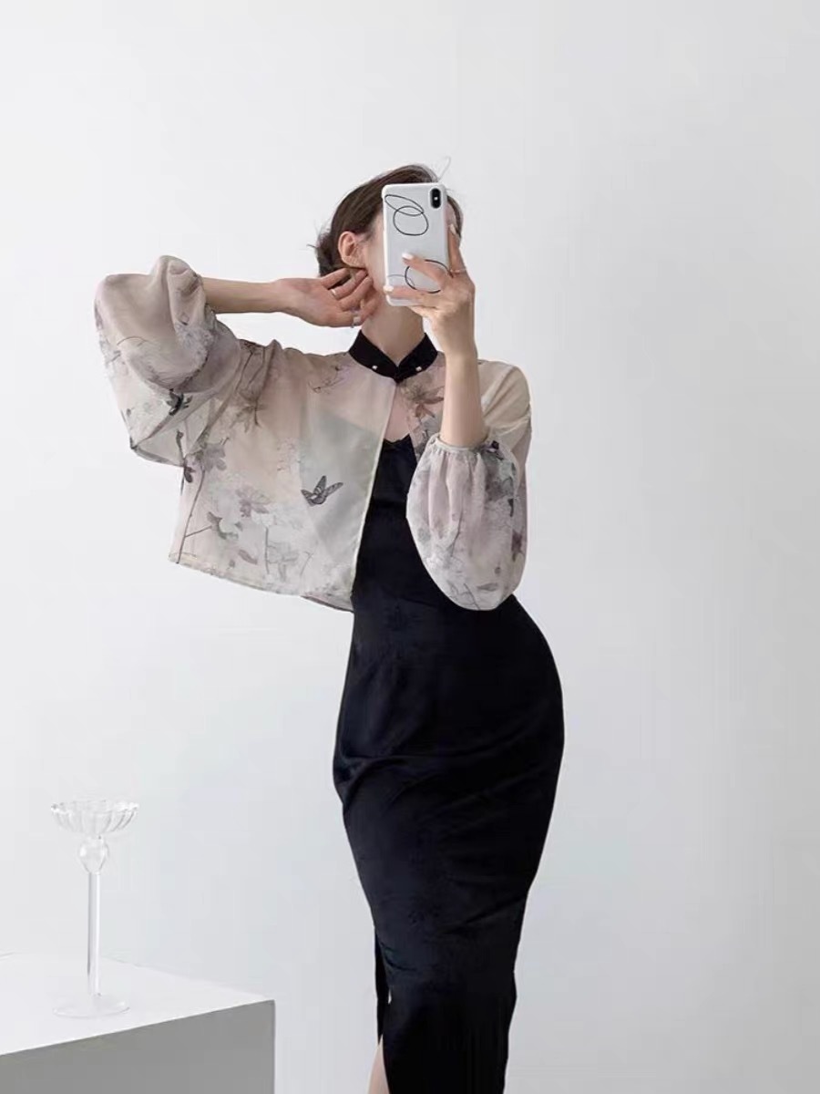 Ya Ying Sheer Chiffon Cardigan with Butterfly Printing-The Black Bow-