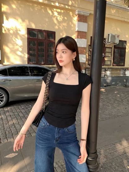 Dobby Queen Anne Neckline Waistline Knit Top