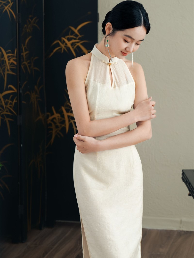 Ya Chuan Halter Neck Cheongsam-The Black Bow-